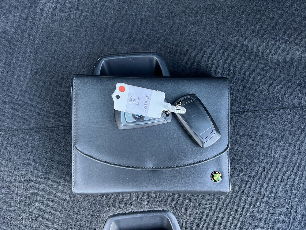 BMW 328i Touring High Executive F31 245hp 2013 3 Series, 1-STF-25