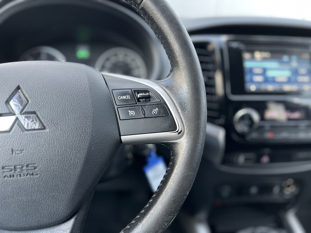 Mitsubishi L200 2.4 DI-D CC Intense 181PS 2016, VT-554-F