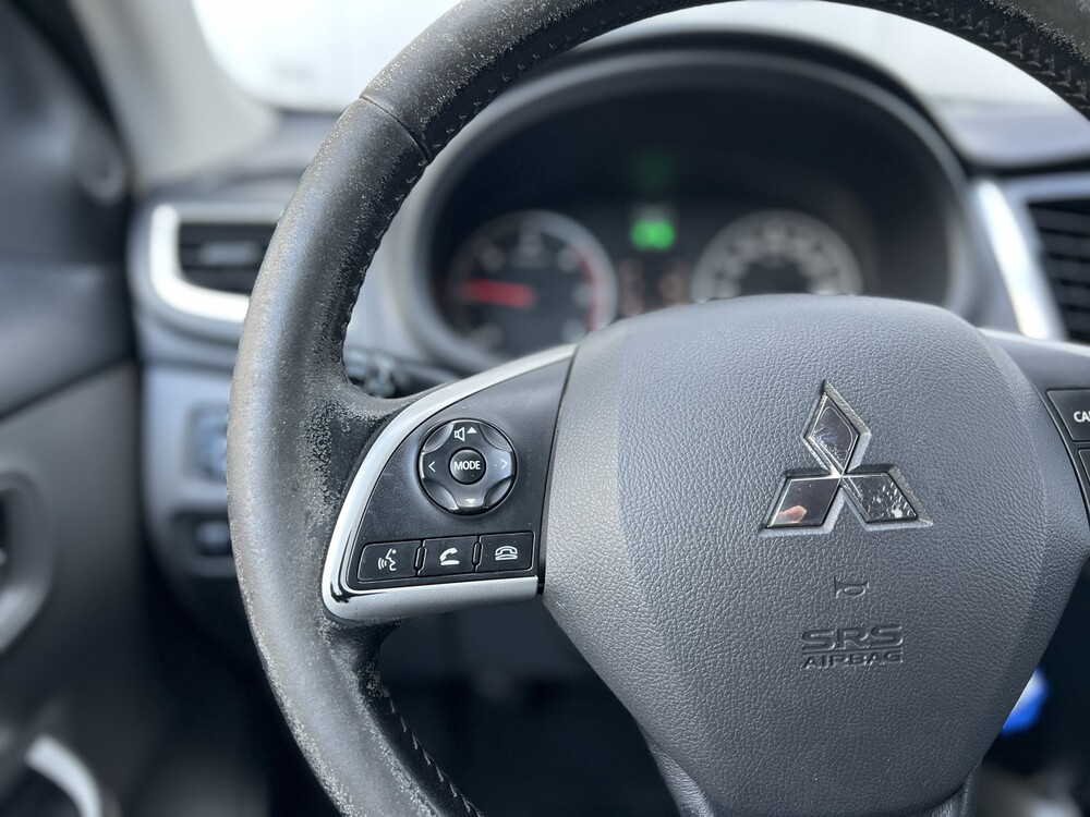 Mitsubishi L200 2.4 DI-D CC Intense 181PS 2016, VT-554-F