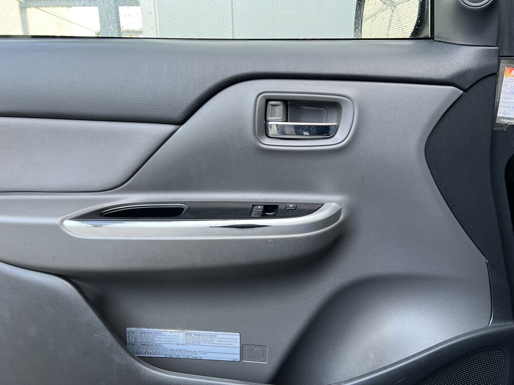 Mitsubishi L200 2.4 DI-D CC Intense 181PS 2016, VT-554-F