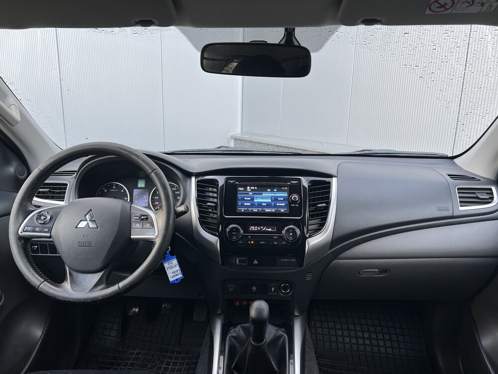 Mitsubishi L200 2.4 DI-D CC Intense 181PS 2016, VT-554-F