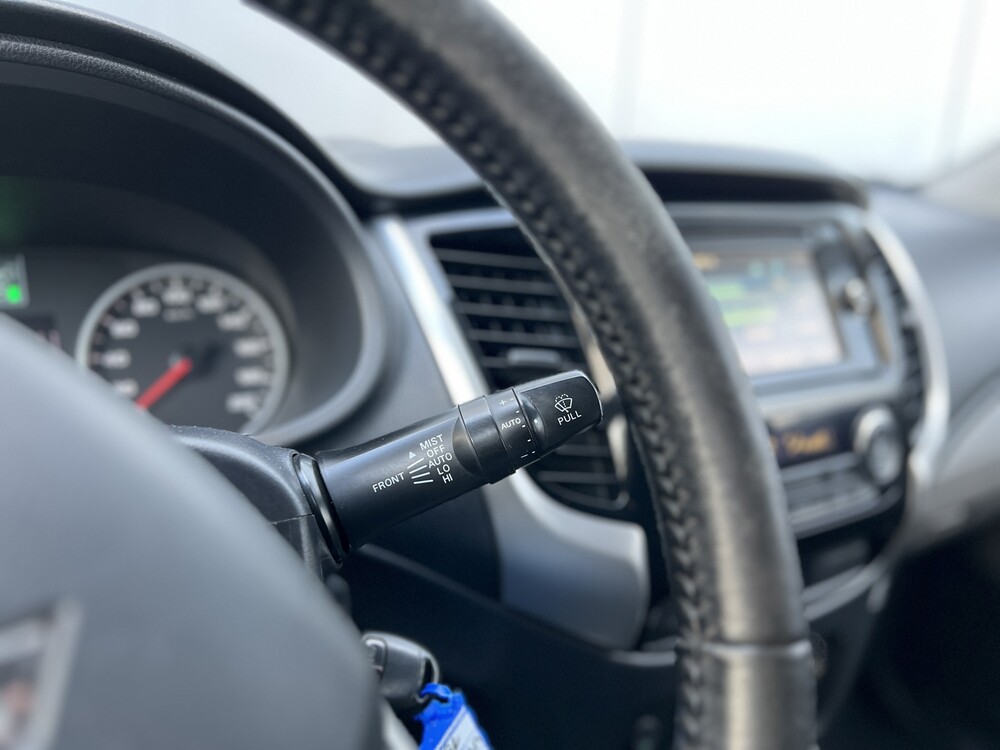 Mitsubishi L200 2.4 DI-D CC Intense 181PS 2016, VT-554-F