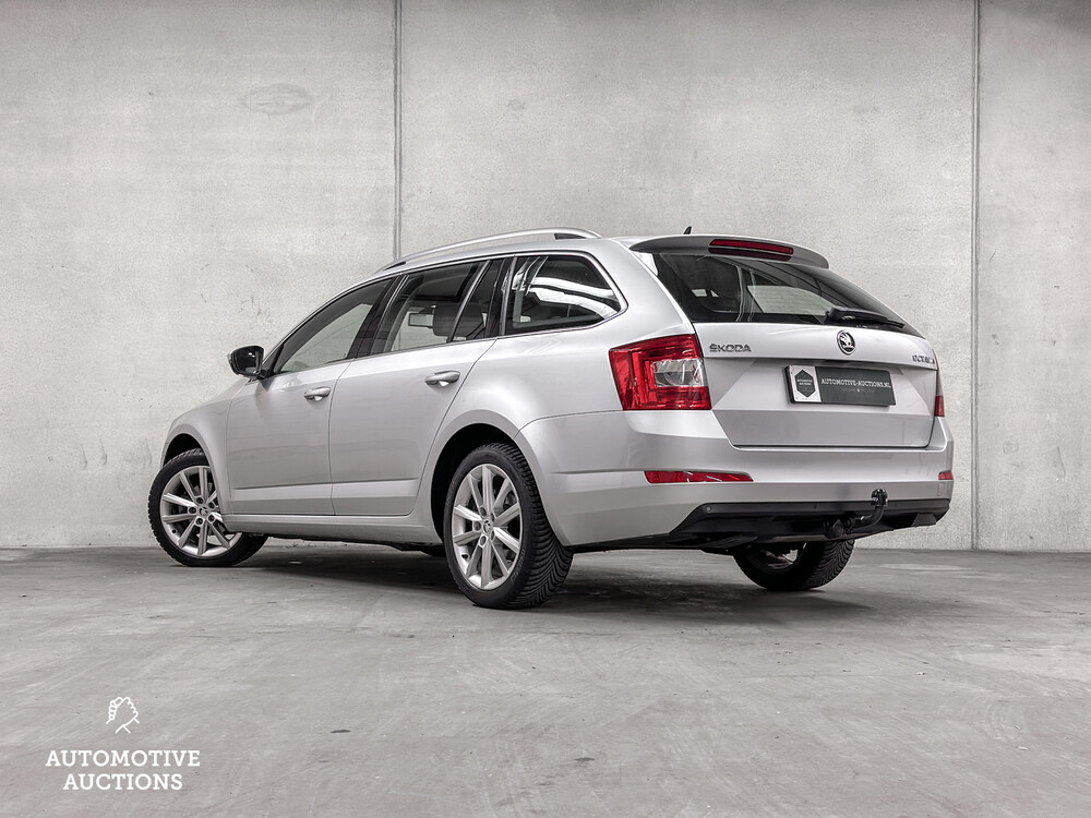 Skoda Octavia Combi 1.6 TDI Greentech Ambition Businessline 105PS 2015 -Orig. DE-, 6-ZHS-77