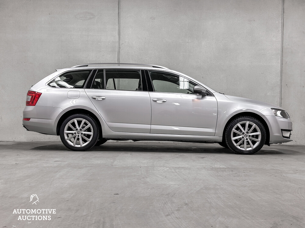 Skoda Octavia Combi 1.6 TDI Greentech Ambition Businessline 105PS 2015 -Orig. DE-, 6-ZHS-77