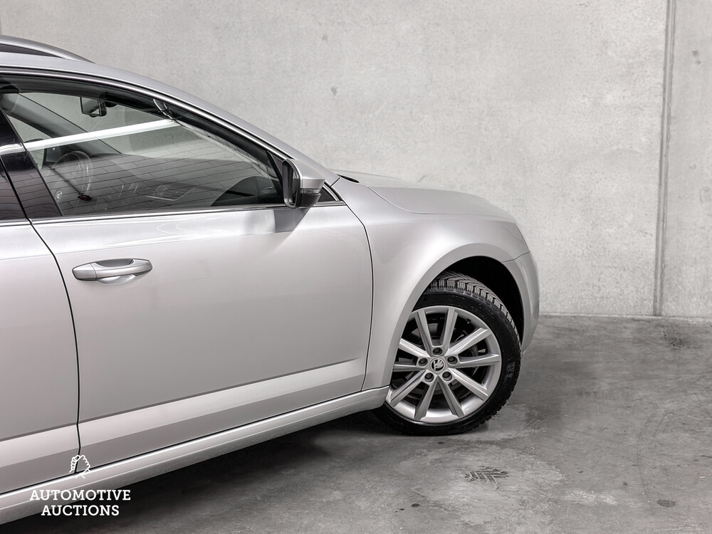 Skoda Octavia Combi 1.6 TDI Greentech Ambition Businessline 105PS 2015 -Orig. DE-, 6-ZHS-77