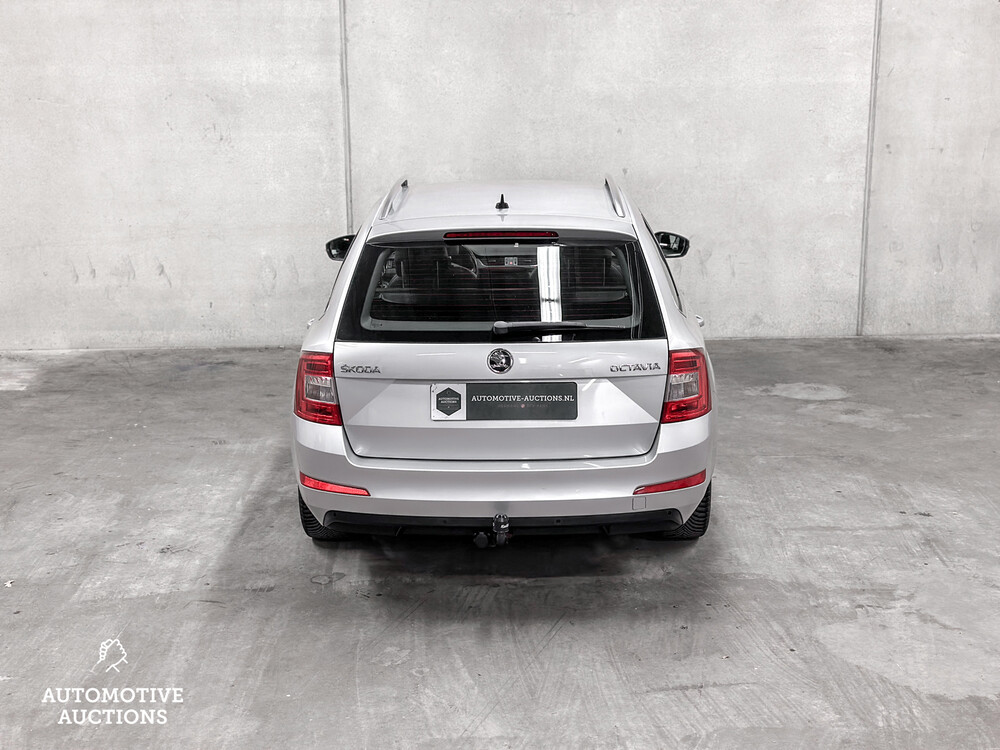 Skoda Octavia Combi 1.6 TDI Greentech Ambition Businessline 105PS 2015 -Orig. DE-, 6-ZHS-77