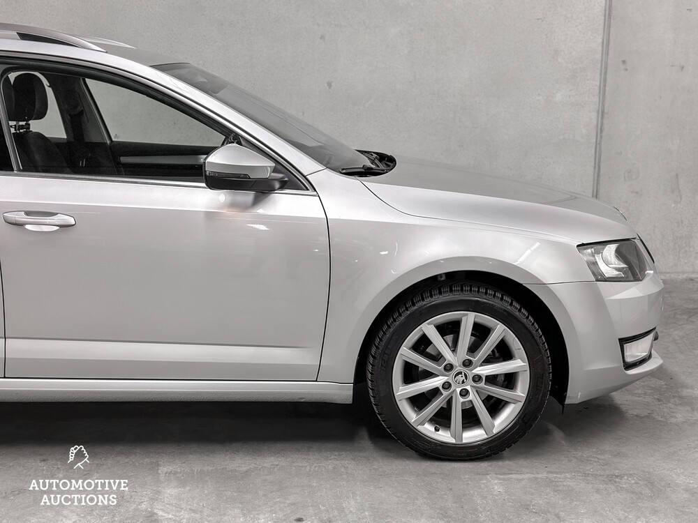 Skoda Octavia Combi 1.6 TDI Greentech Ambition Businessline 105PS 2015 -Orig. DE-, 6-ZHS-77