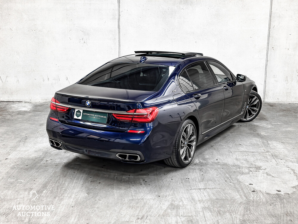 BMW M760Li xDrive 609hp V12 M760i 2017 (ORG-NL) LONG, PR-247-H