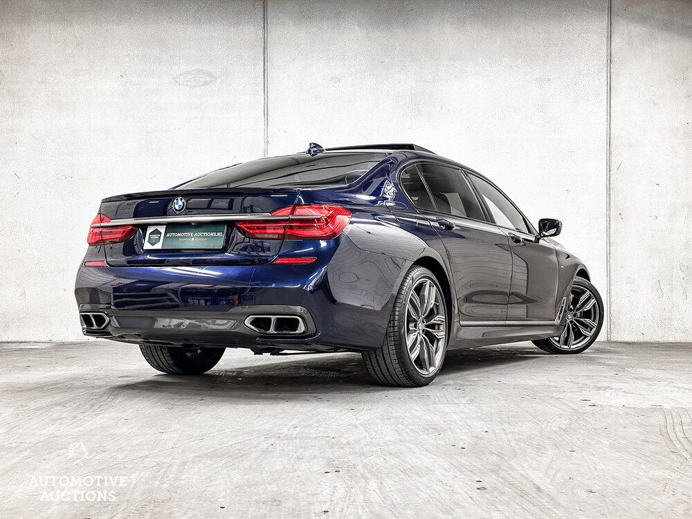 BMW M760Li xDrive 609hp V12 M760i 2017 (ORG-NL) LONG, PR-247-H