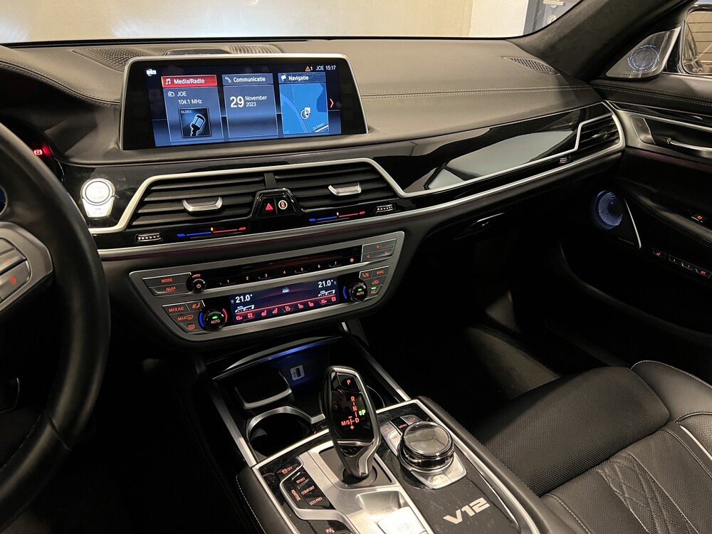BMW M760Li xDrive 609hp V12 M760i 2017 (ORG-NL) LONG, PR-247-H