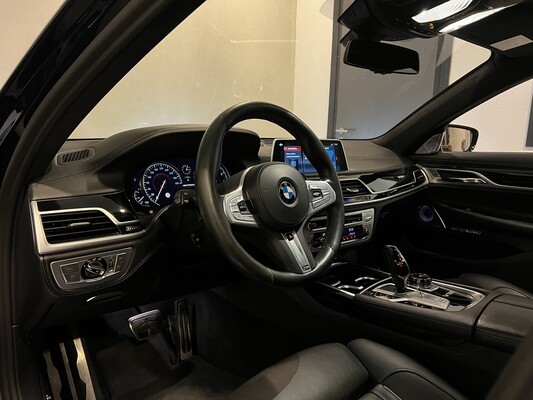 BMW M760Li xDrive 609pk V12 M760i 2017 (ORG-NL) LANG, PR-247-H