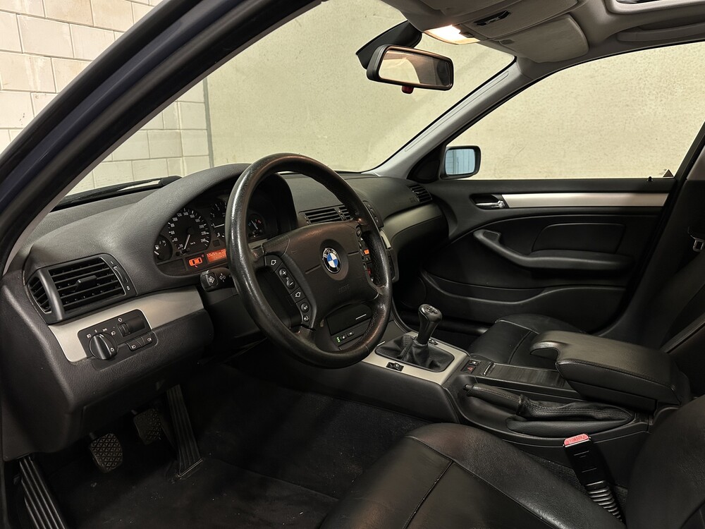 BMW 318i Special Executive 3-Series 143hp 2003, 84-TTS-6