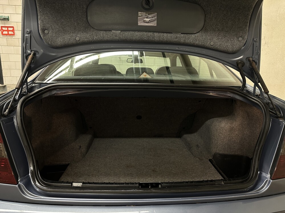 BMW 318i Special Executive 3-Series 143hp 2003, 84-TTS-6