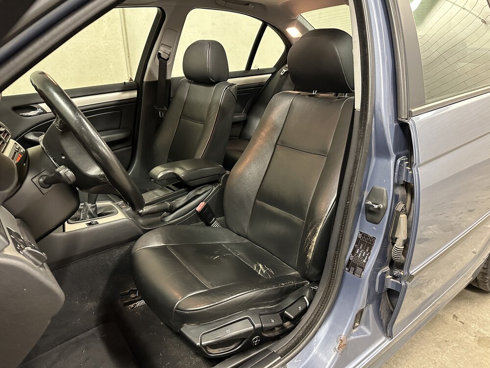 BMW 318i Special Executive 3-Series 143hp 2003, 84-TTS-6