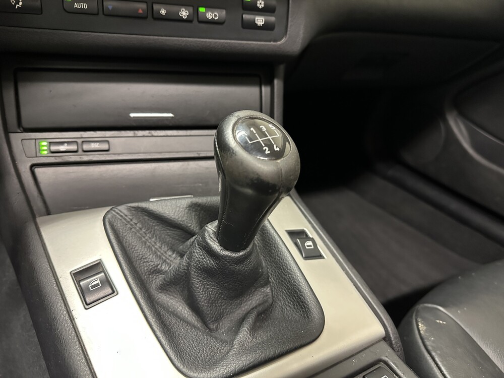 BMW 318i Special Executive 3-Series 143hp 2003, 84-TTS-6