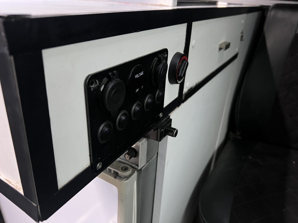 Volkswagen Crafter Camper Custom Camper 2.0 TDI 136PS 2008, R-483-JG -Youngtimer-