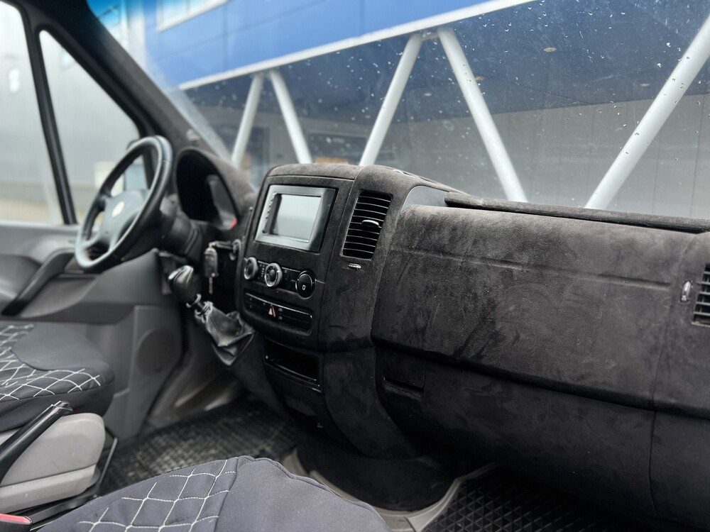 Volkswagen Crafter Camper Custom Camper 2.0 TDI 136PS 2008, R-483-JG -Youngtimer-