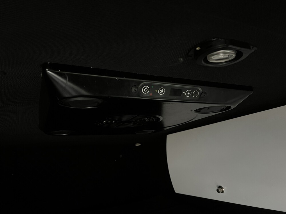 Volkswagen Crafter Camper Custom Camper 2.0 TDI 136PS 2008, R-483-JG -Youngtimer-