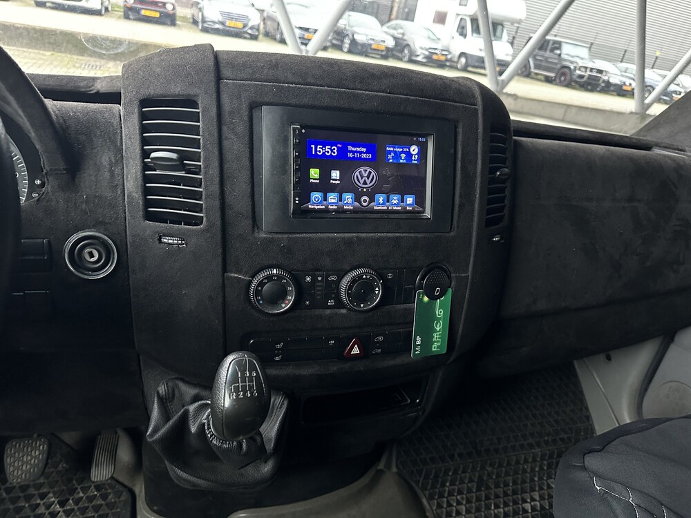 Volkswagen Crafter Camper Custom Camper 2.0 TDI 136PS 2008, R-483-JG -Youngtimer-