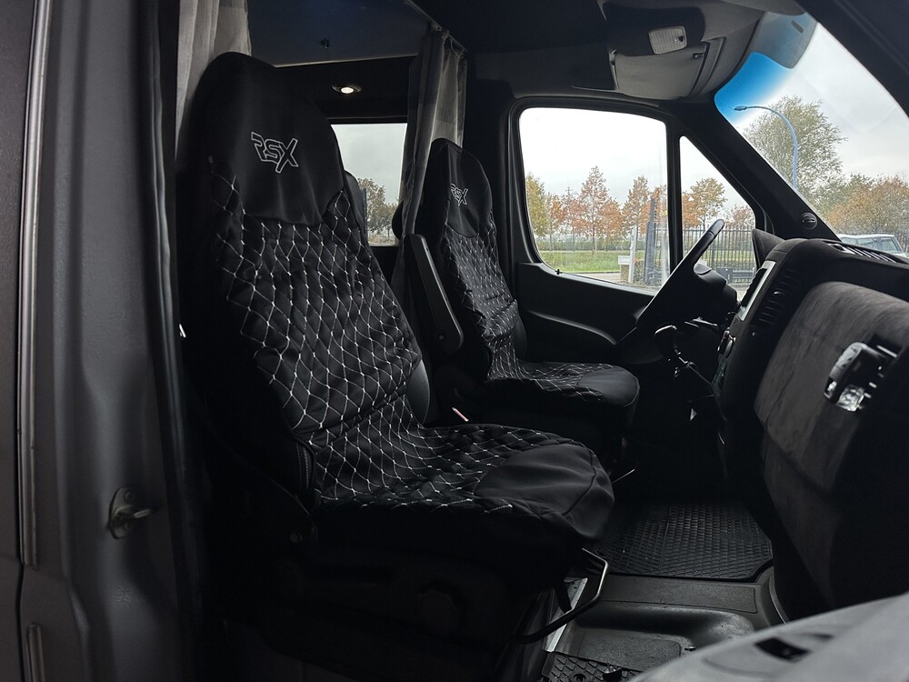 Volkswagen Crafter Camper Custom Camper 2.0 TDI 136PS 2008, R-483-JG -Youngtimer-