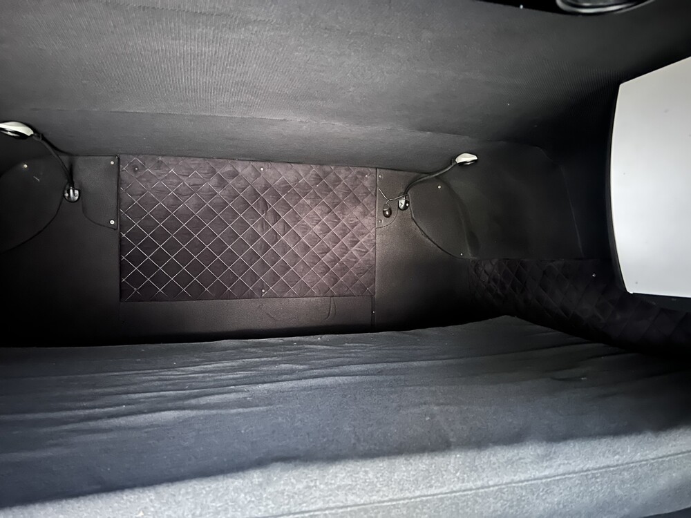 Volkswagen Crafter Camper Custom Camper 2.0 TDI 136PS 2008, R-483-JG -Youngtimer-