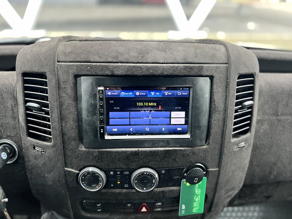 Volkswagen Crafter Camper Custom Camper 2.0 TDI 136PS 2008, R-483-JG -Youngtimer-