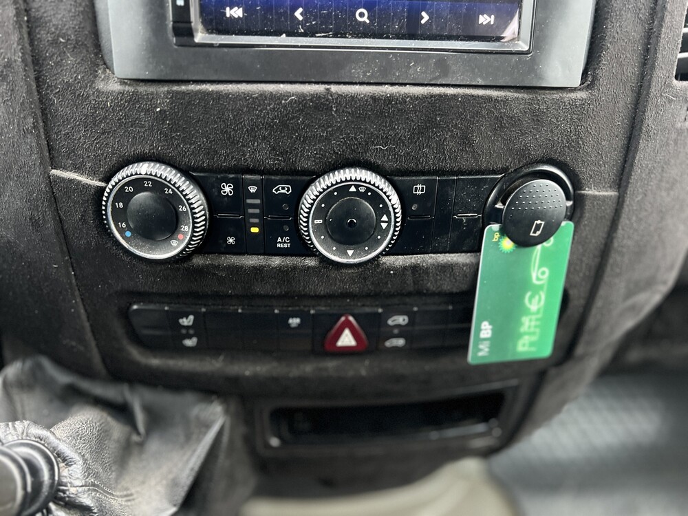 Volkswagen Crafter Camper Custom Camper 2.0 TDI 136PS 2008, R-483-JG -Youngtimer-