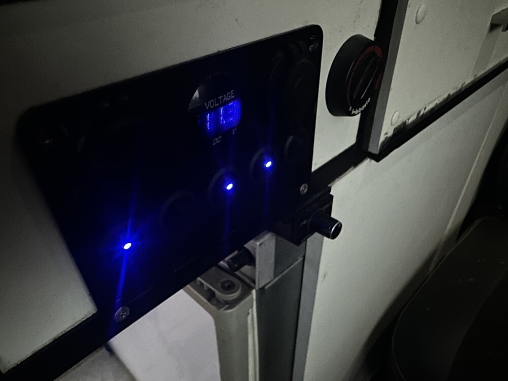 Volkswagen Crafter Camper Custom Camper 2.0 TDI 136PS 2008, R-483-JG -Youngtimer-