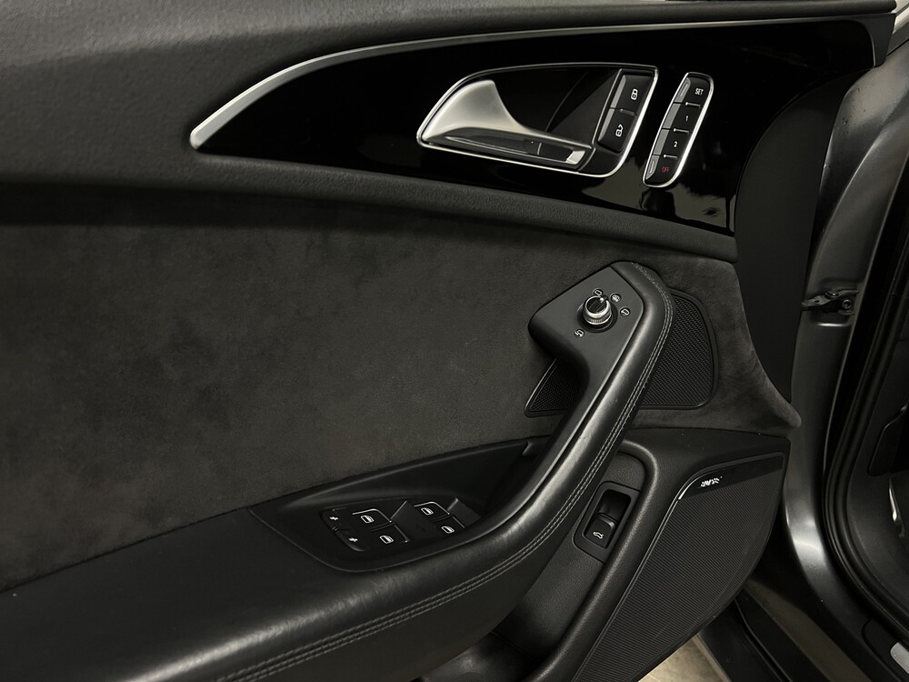 Audi RS6 Avant 4.0 V8 TFSI Quattro 560pk 2013 -Orig. NL-, 9-SJJ-35