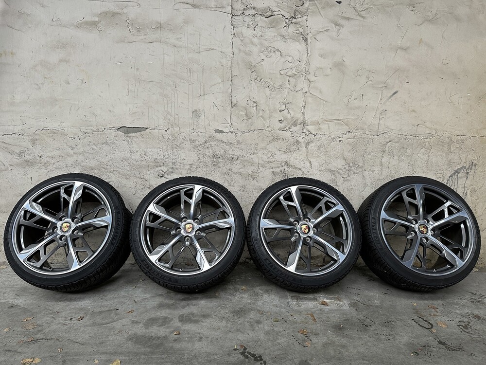 Porsche Taycan Cross Turismo 4 93kWh 381PS Sport-Chrono ORG-NL, L-175-SF