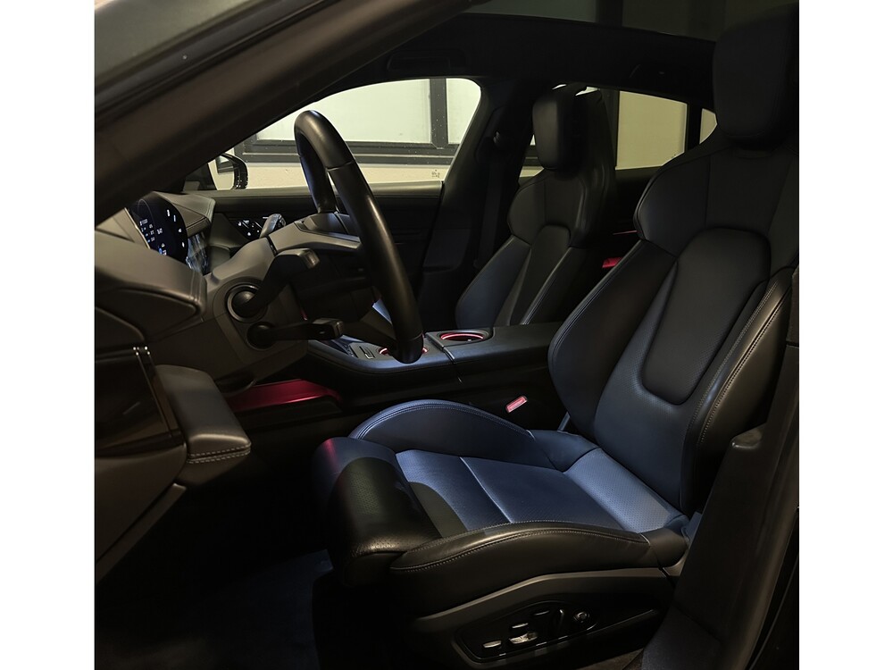 Porsche Taycan Cross Turismo 4 93kWh 381PS Sport-Chrono ORG-NL, L-175-SF