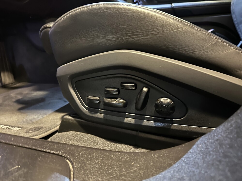 Porsche Taycan Cross Turismo 4 93kWh 381PS Sport-Chrono ORG-NL, L-175-SF