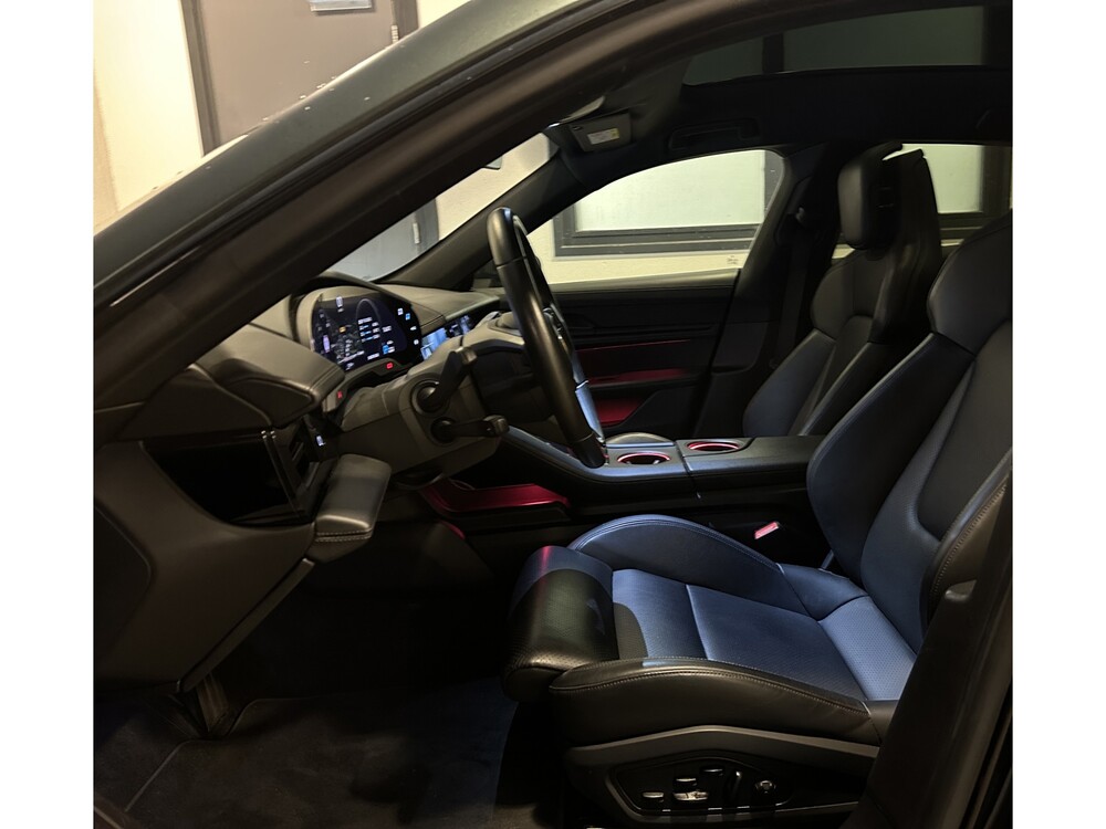 Porsche Taycan Cross Turismo 4 93kWh 381PS Sport-Chrono ORG-NL, L-175-SF