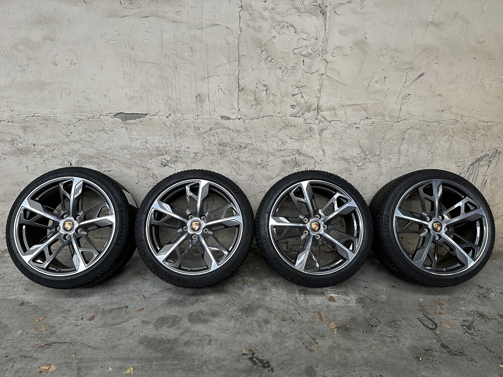 Porsche Taycan Cross Turismo 4 93kWh 381PS Sport-Chrono ORG-NL, L-175-SF