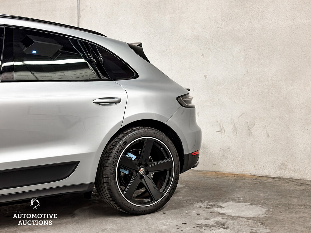 Porsche Macan S 3.0 V6 Sport-Chrono 354hp NEW-MODEL 2019, H-431-SR