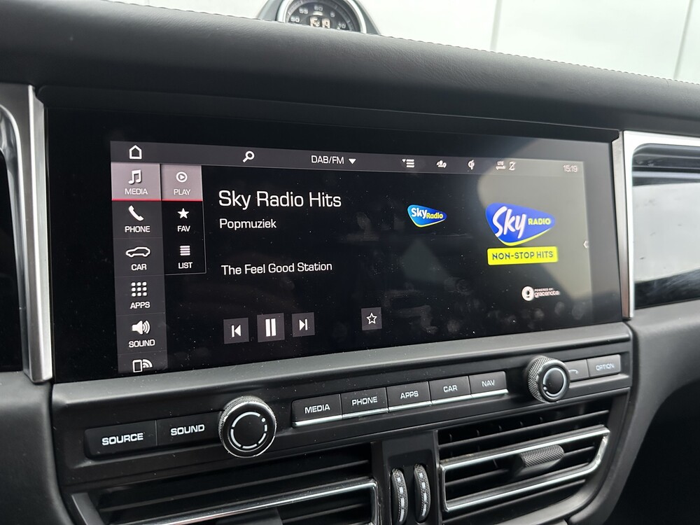 Porsche Macan S 3.0 V6 Sport-Chrono 354hp NEW-MODEL 2019, H-431-SR