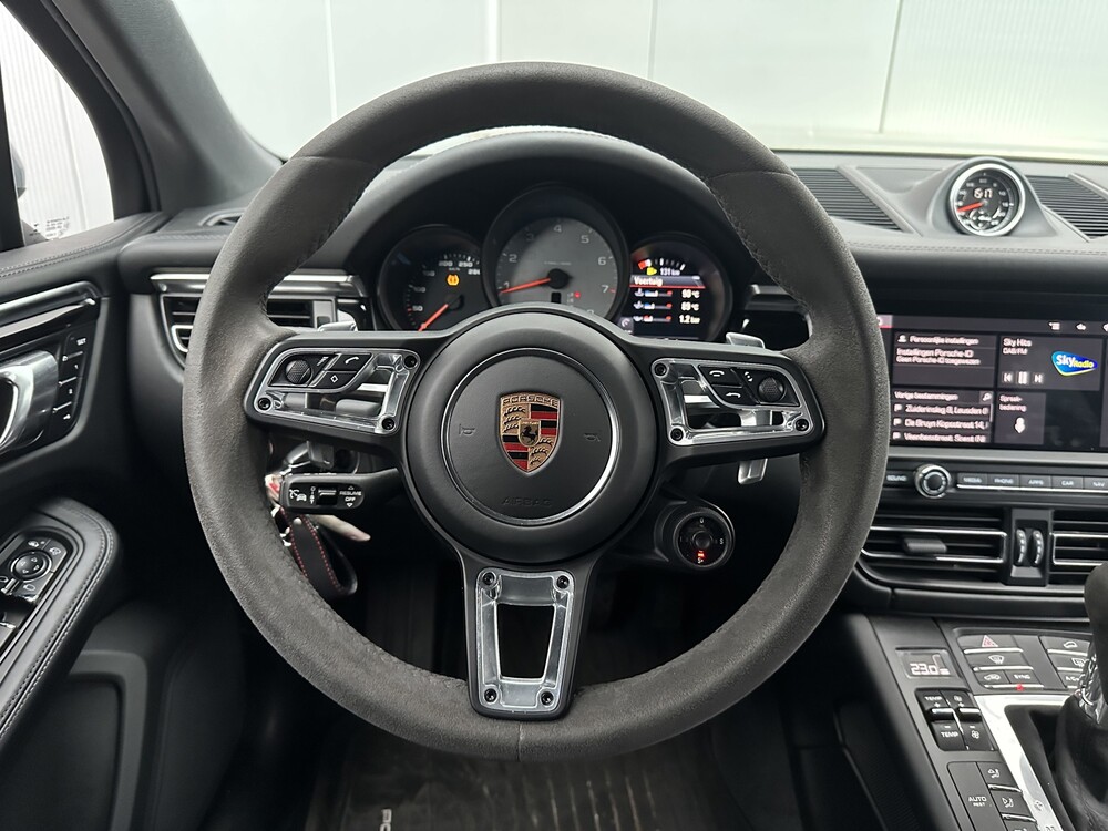 Porsche Macan S 3.0 V6 Sport-Chrono 354hp NEW-MODEL 2019, H-431-SR