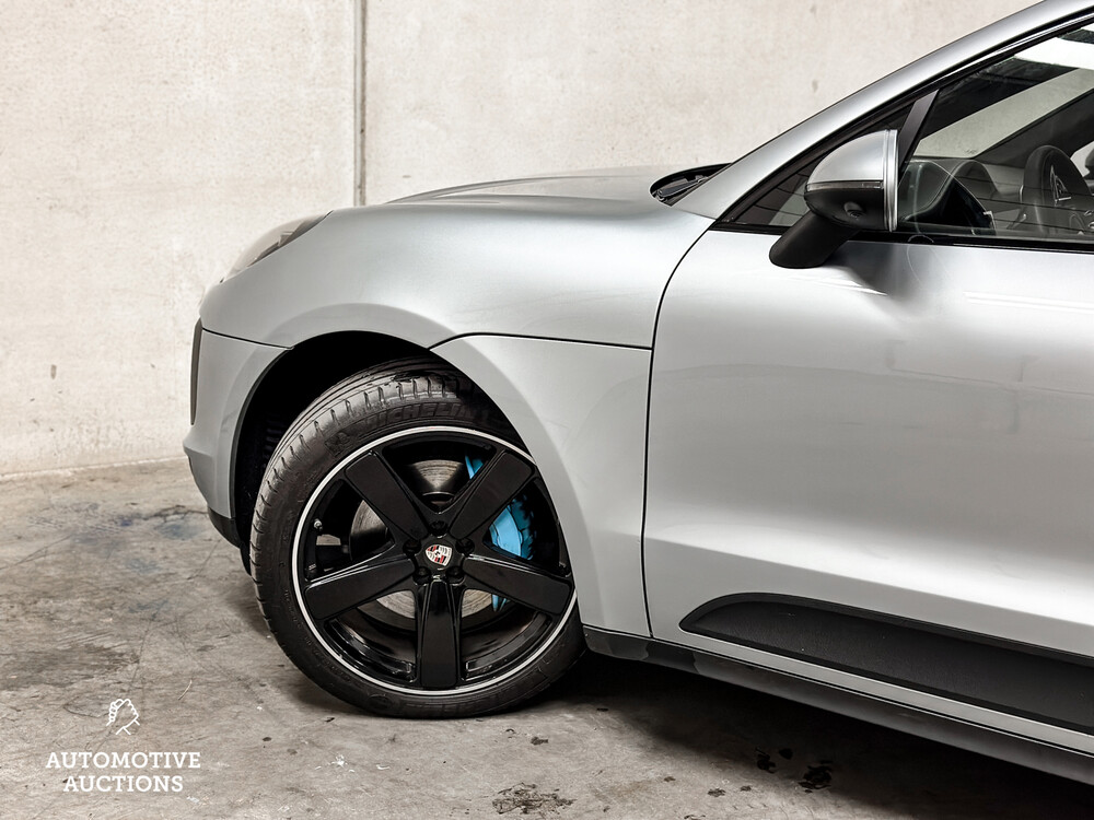 Porsche Macan S 3.0 V6 Sport-Chrono 354hp NEW-MODEL 2019, H-431-SR