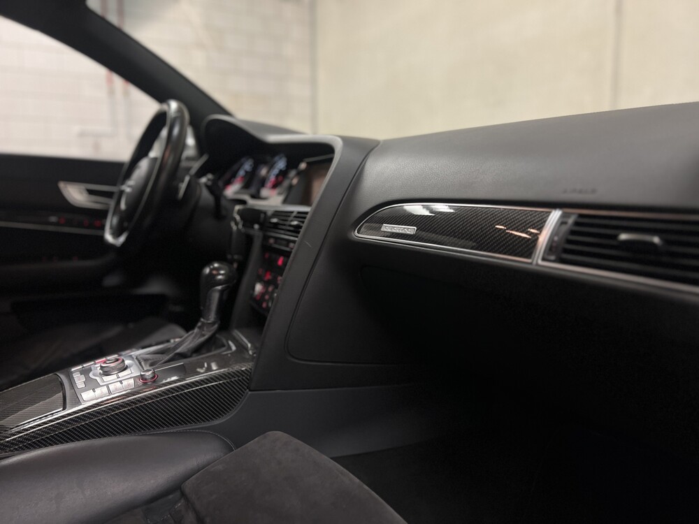 Audi RS6 Limousine 5.0 V10 Quattro 580PS 2010