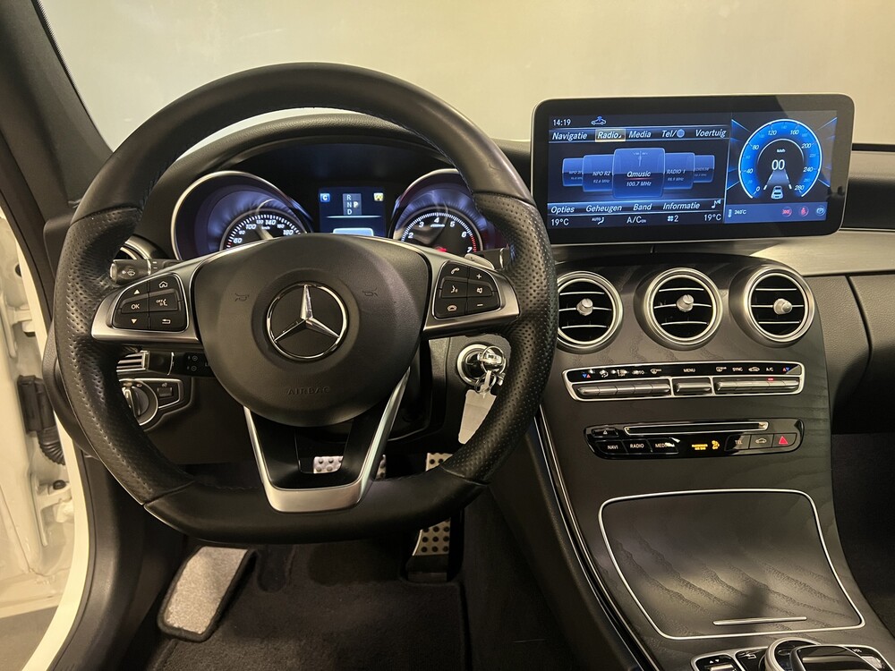 Mercedes-Benz C200 AMG Premium 184PS 2018, ZT-366-V