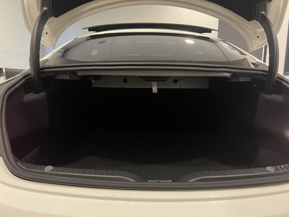 Mercedes-Benz C200 AMG Premium 184PS 2018, ZT-366-V