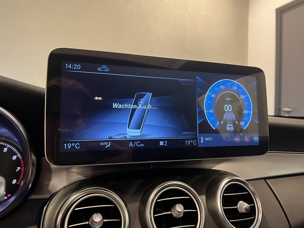 Mercedes-Benz C200 AMG Premium 184PS 2018, ZT-366-V