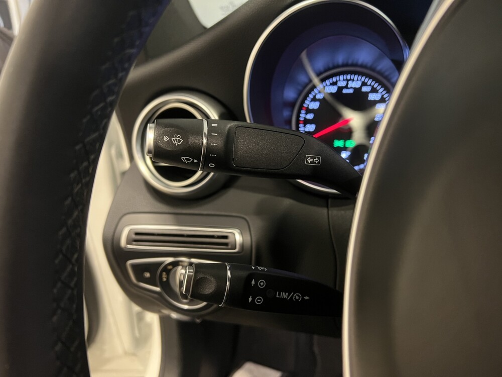 Mercedes-Benz C200 AMG Premium 184PS 2018, ZT-366-V