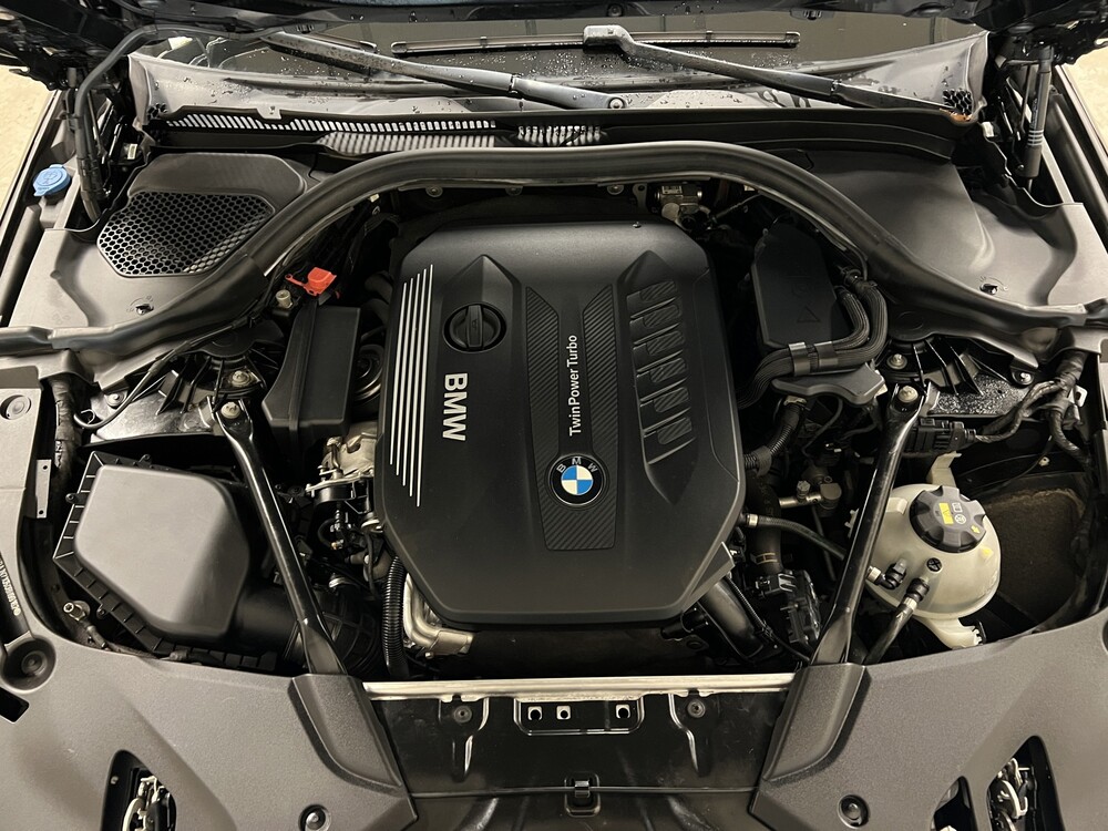 BMW 540d Touring M-Sport xDrive High Executive 5er 320PS 2018 -Orig. NL-, RS-265-R