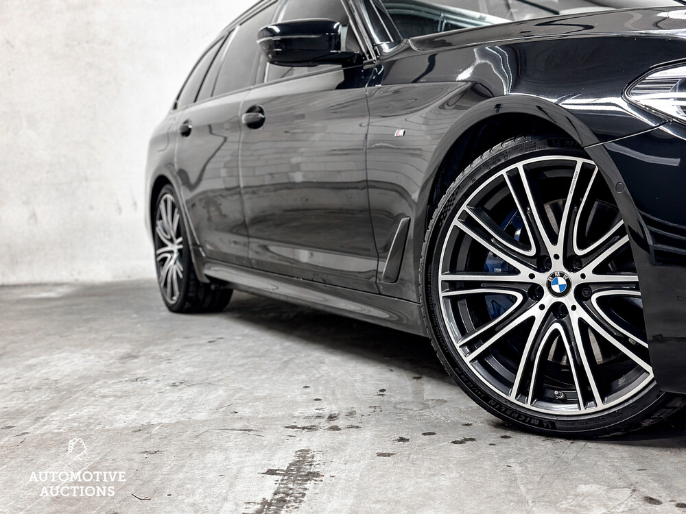 BMW 540d Touring M-Sport xDrive High Executive 5er 320PS 2018 -Orig. NL-, RS-265-R