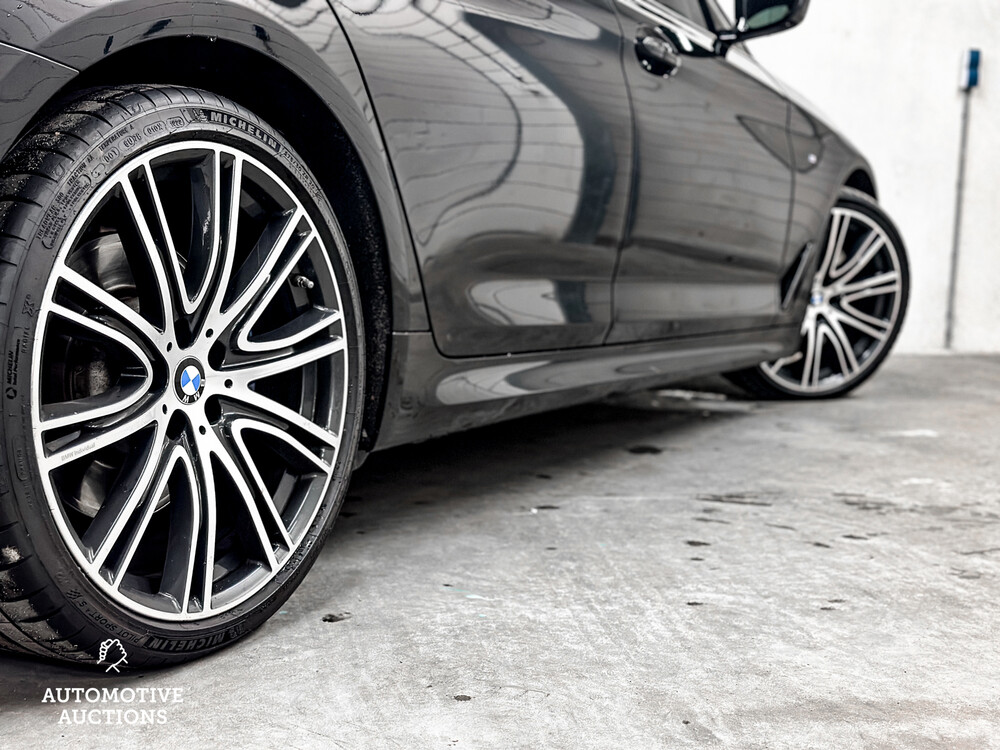 BMW 540d Touring M-Sport xDrive High Executive 5er 320PS 2018 -Orig. NL-, RS-265-R