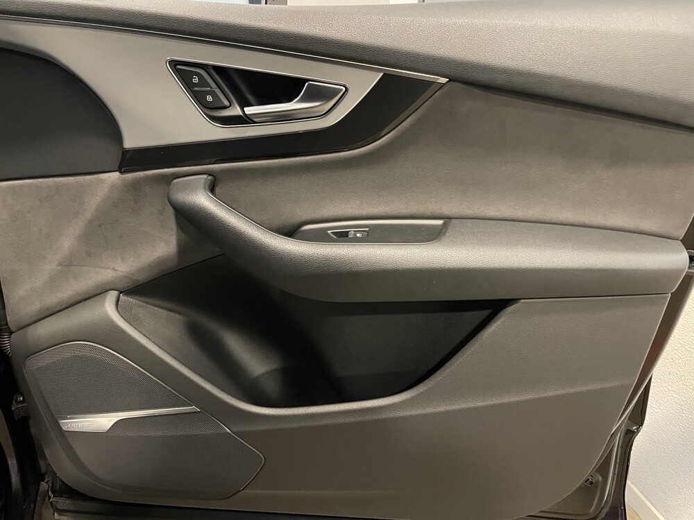 Audi Q7 S-Line 3.0 TDI V6 Quattro Pro Line + 7-Sitzer 272PS 2015, JZ-184-L