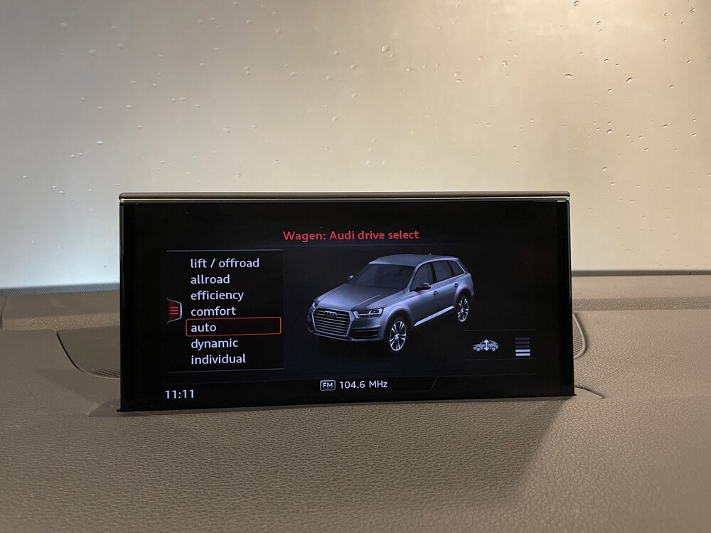 Audi Q7 S-Line 3.0 TDI V6 Quattro Pro Line + 7-Sitzer 272PS 2015, JZ-184-L