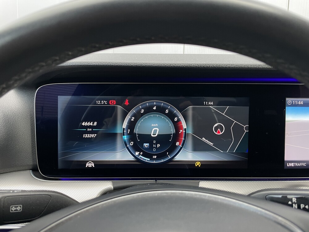 Mercedes-Benz E200 Premium Plus 184PS 2017 E-Klasse, R-862-JR