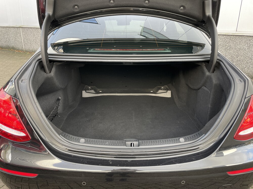 Mercedes-Benz E200 Premium Plus 184PS 2017 E-Klasse, R-862-JR